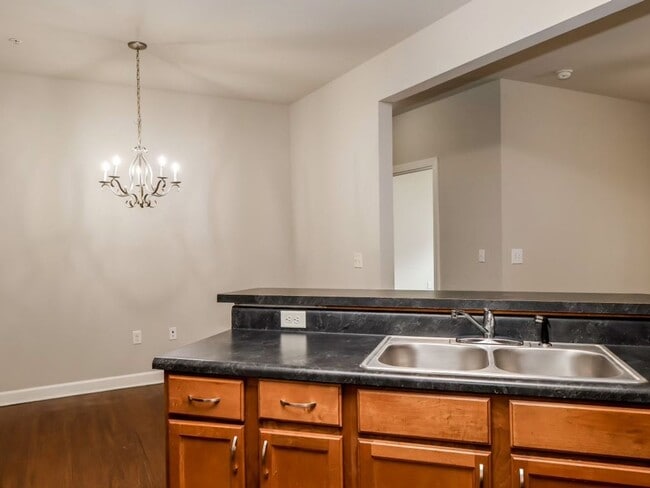 Building Photo - 3BD/3BA For Rent In Bluffs East