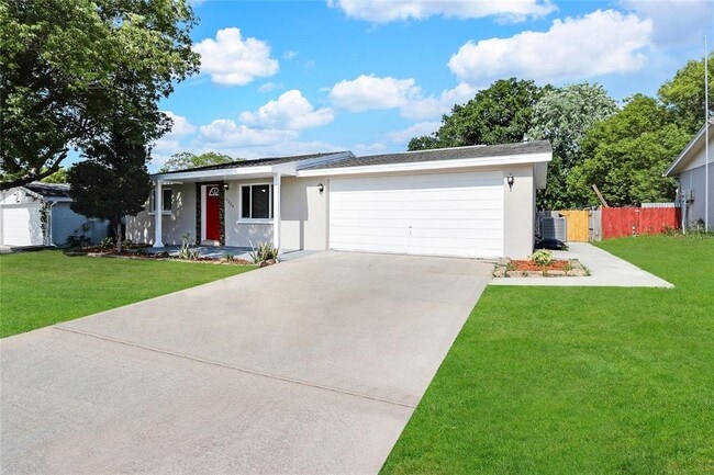 Building Photo - 9236 Rainbow Ln