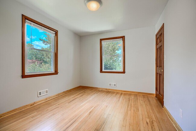 Building Photo - 4118 Slater Ave