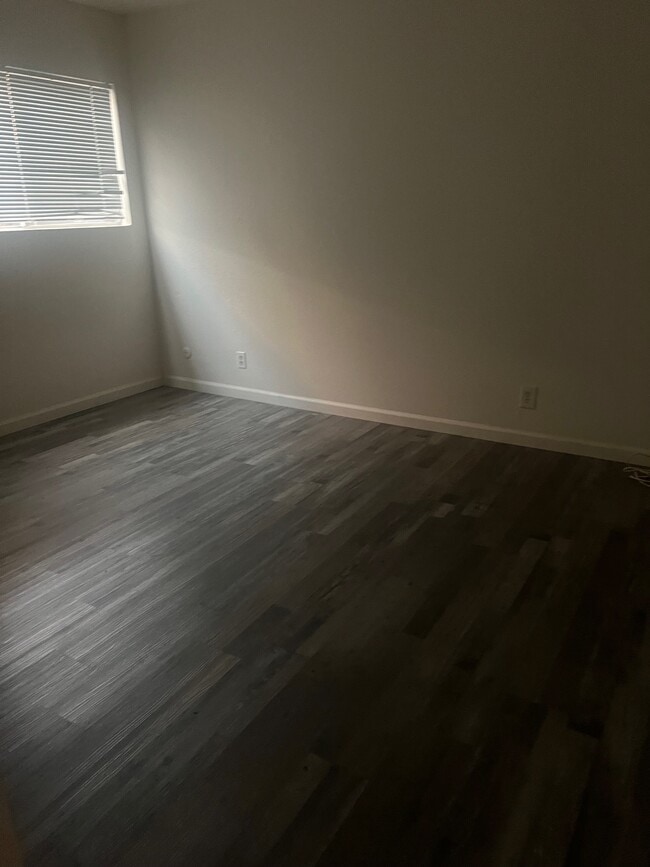 Building Photo - 1875 Pepper Valley Ln