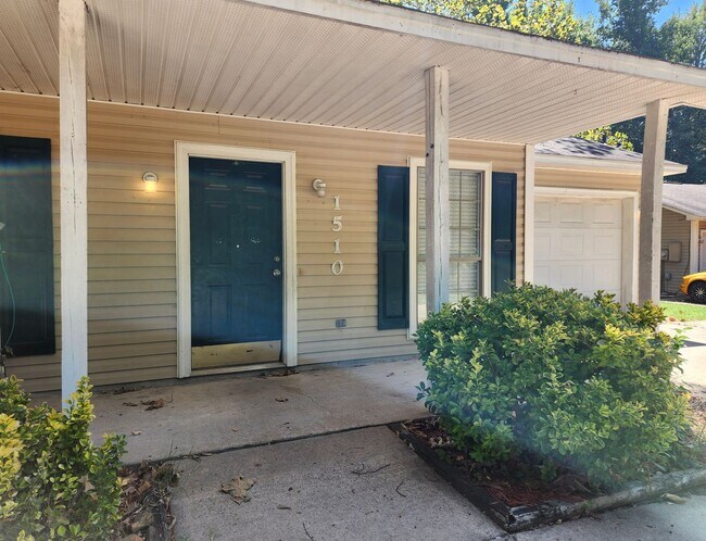 Building Photo - 1510 Bennett Rd