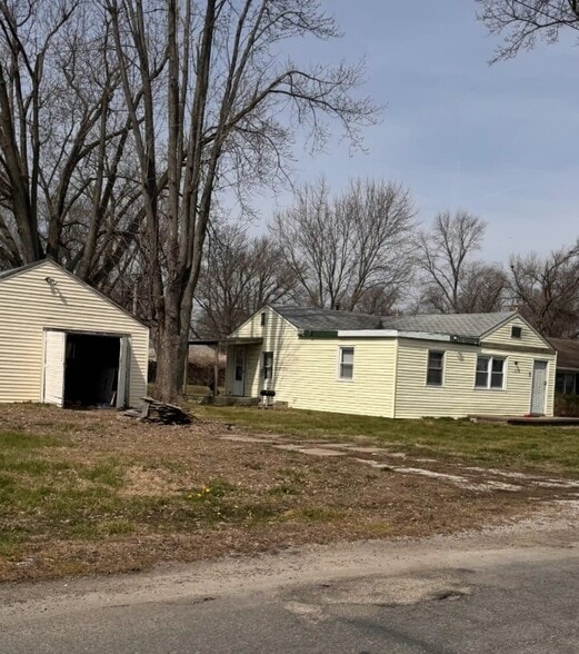 Building Photo - 2949 Fox Bridge Rd