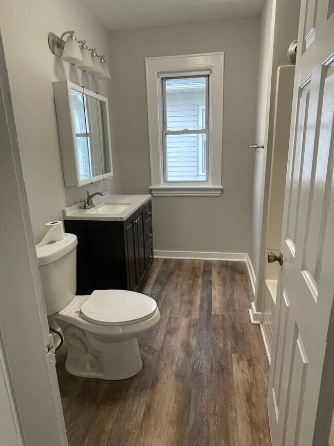 Building Photo - 188 Taft Ave