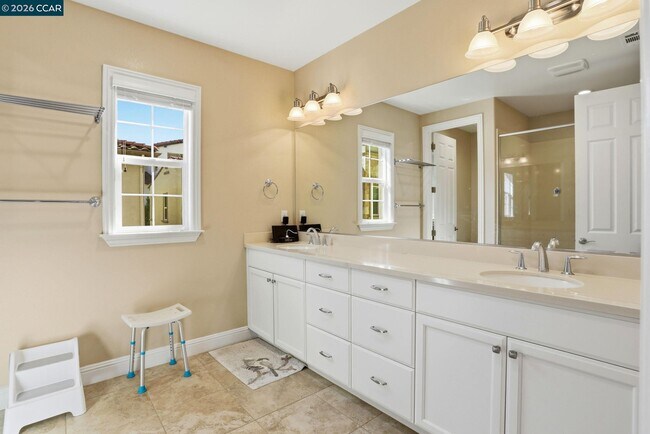 Building Photo - 5043 Ivy Leaf Springs Rd