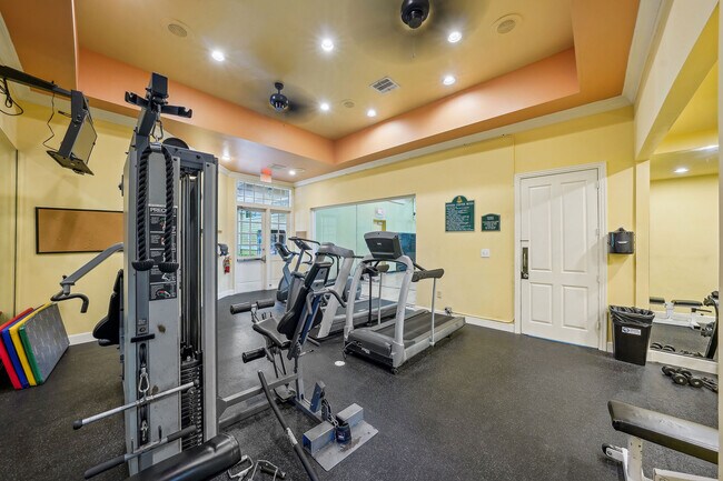 Building Photo - 4207 S Dale Mabry Hwy