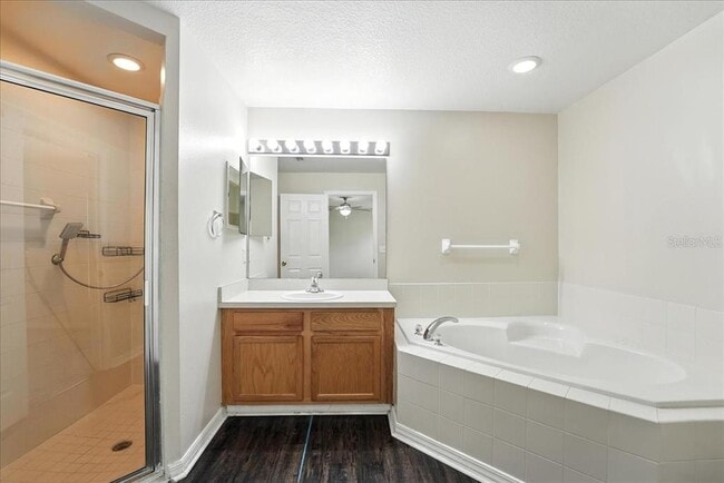 Building Photo - 961 Hanford Dr