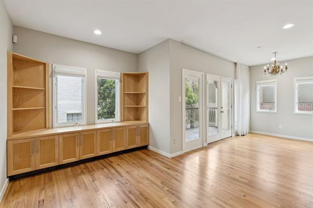 Building Photo - 3321 Rosedale Ave