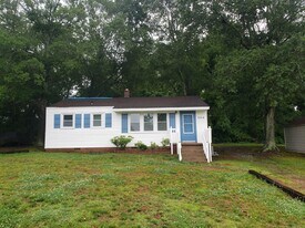 Building Photo - 306 Crosby Cir