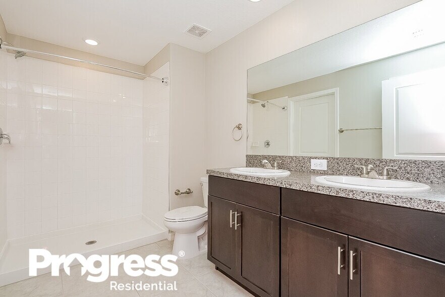 Building Photo - 5518 Rainwood Meadows Dr