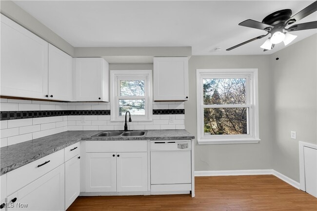 Building Photo - 4762 E 88th St