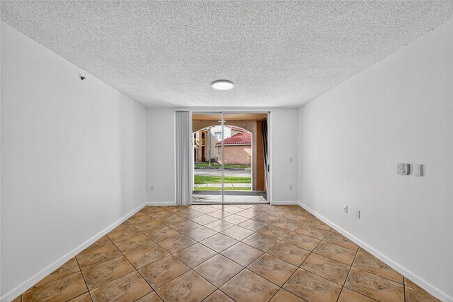 Building Photo - 2011 Renaissance Blvd