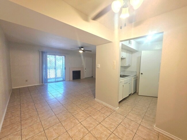 Building Photo - 12511 Ashford Meadow Dr