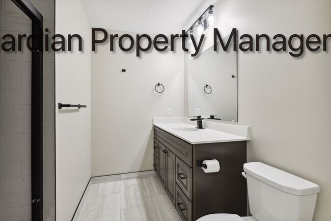 Building Photo - 3916-3918 Sheridan Ave S