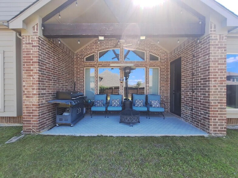 Building Photo - 1609 Monahan Dr