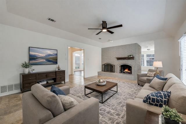 Building Photo - 7317 Century Dr