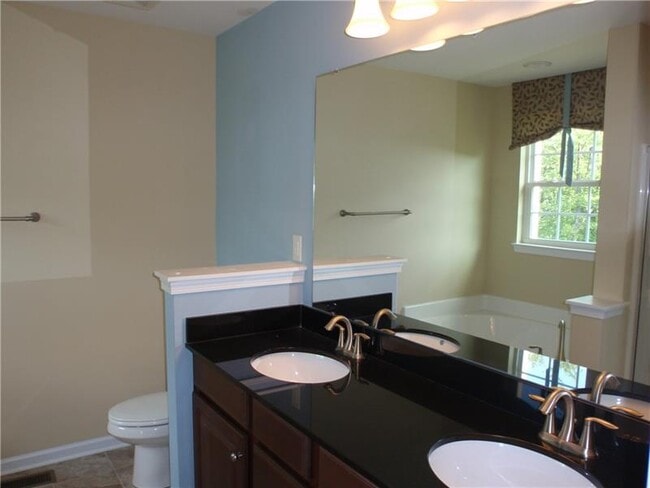 Building Photo - 325 Broadstone Dr
