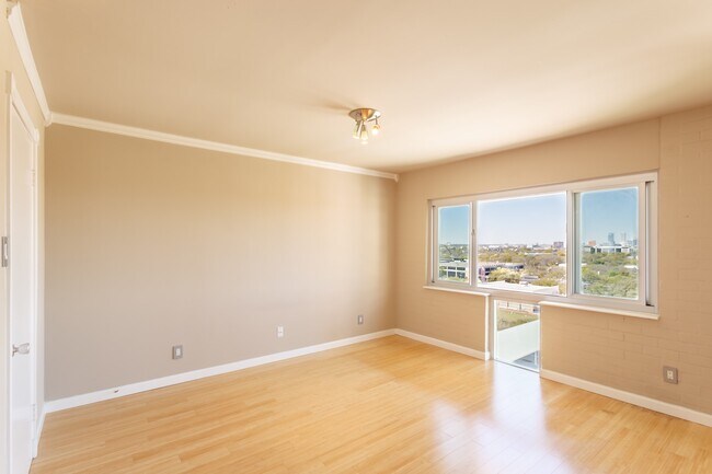 Building Photo - 3614 Montrose Blvd