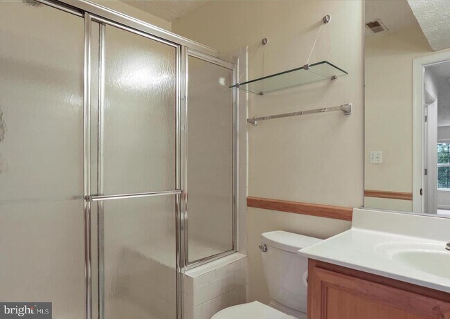 Building Photo - 6344 Springwater Terrace