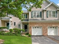 Building Photo - 51 Truman Ave