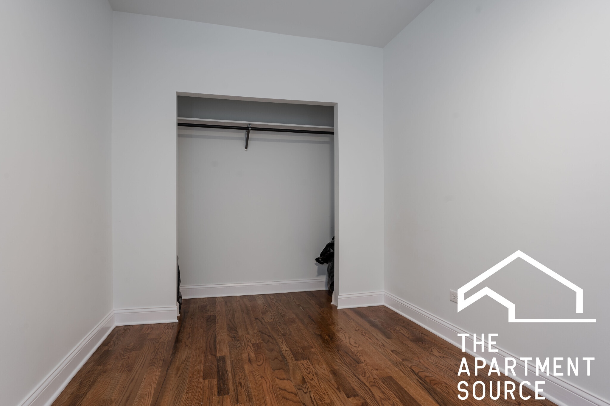 Building Photo - 2922 N Rockwell St