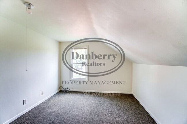 Building Photo - 919 Brookley Blvd