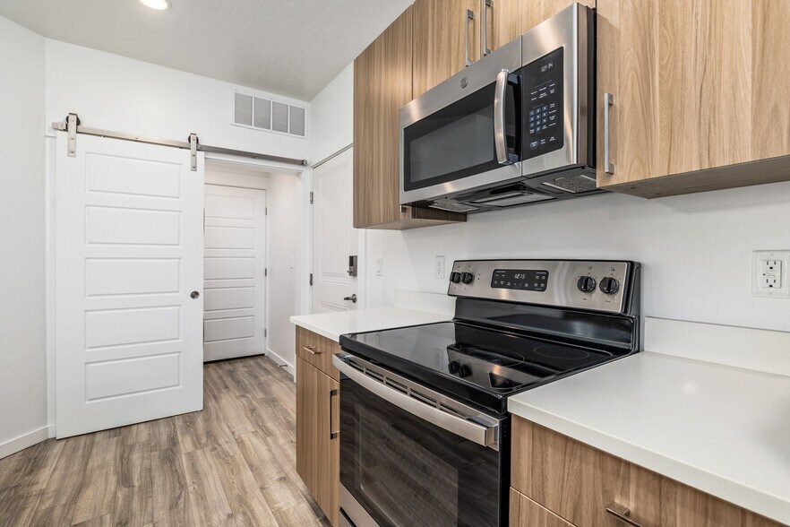 Building Photo - Village East Apartments & Townhomes