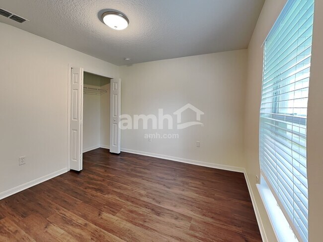 Building Photo - 1812 Roper Rd