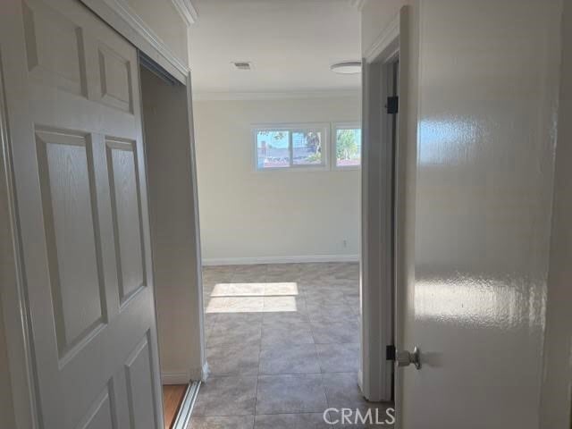 Building Photo - 2563 Cressent