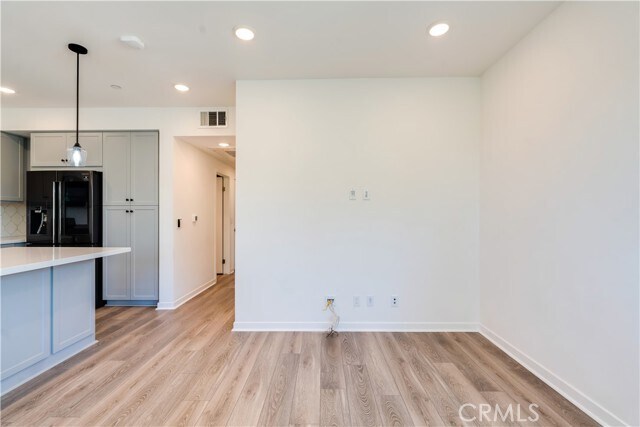 Building Photo - 9690 Aire Pl