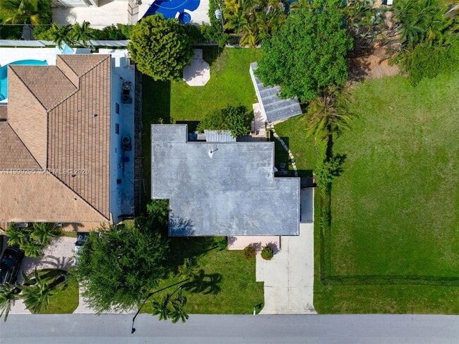 Building Photo - 261 188th St