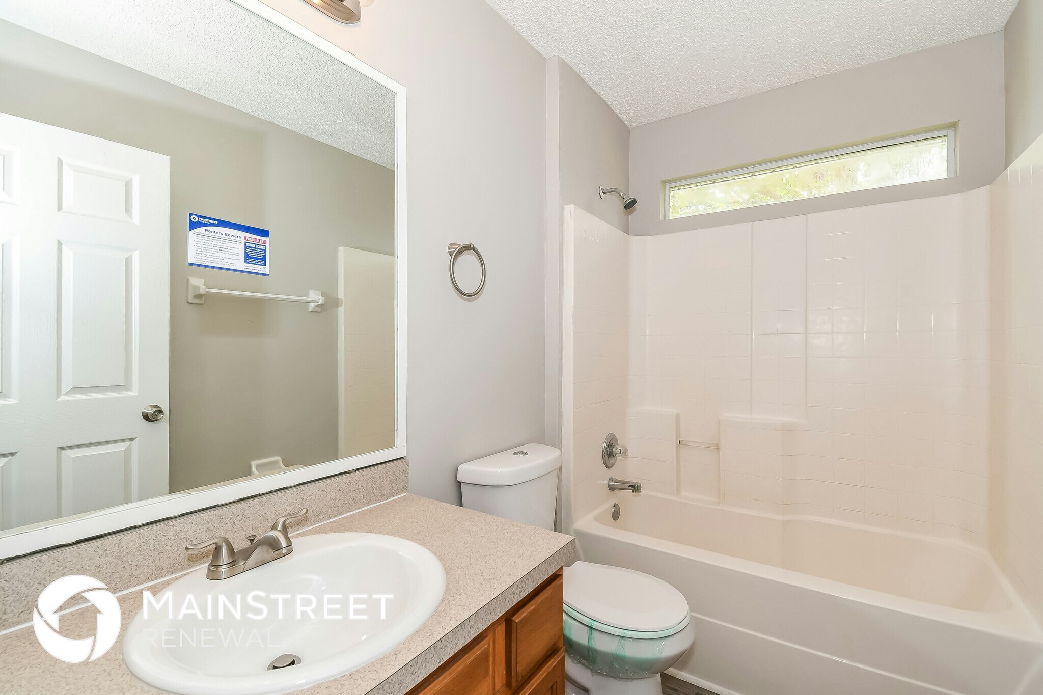 Building Photo - 11731 Deep Springs Dr N