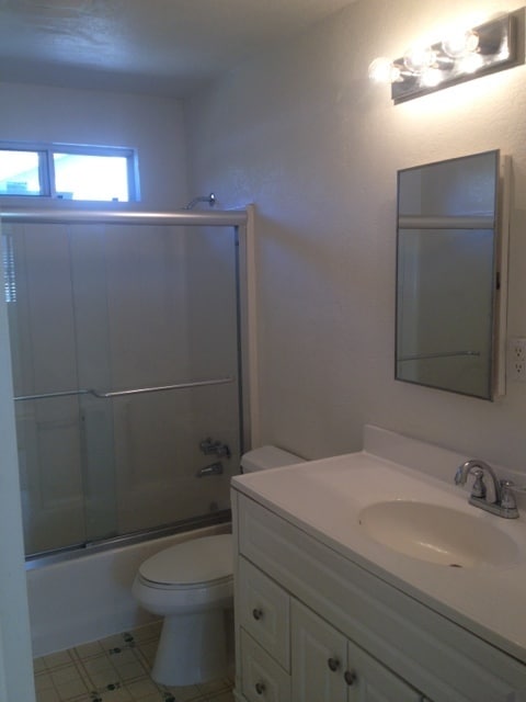 Building Photo - Charming Folsom Cottage Walking Distance t...