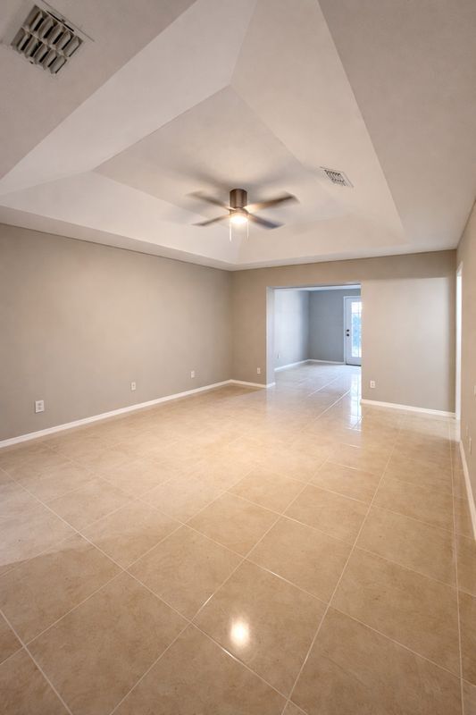 Building Photo - 2401 S Jackson Rd