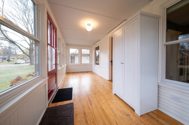 Building Photo - 4135 Quail Ave N