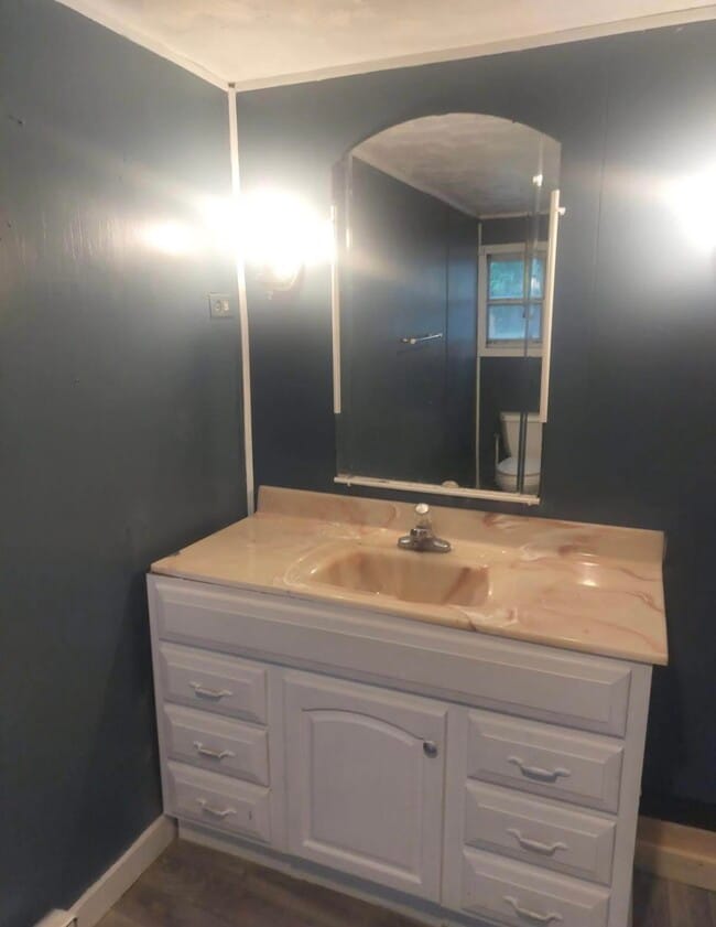 Building Photo - 424 S Miami Ave