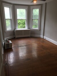 Building Photo - 308 E 33rd St