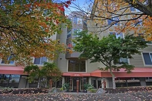 Building Photo - 8745 Greenwood Ave N APT 207,