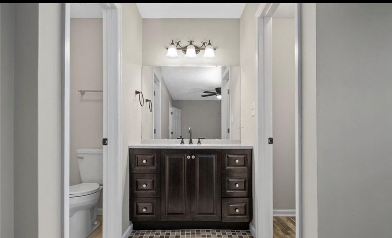 Building Photo - 9400 Gooden Dr