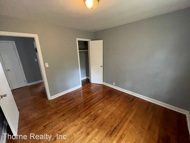 Building Photo - 3 br, 1 bath House - 1308 Poplar St