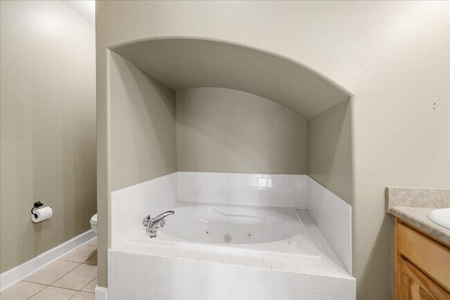 Building Photo - 252 Magnolia Ridge