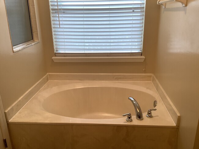 Building Photo - 7313 US Open Blvd