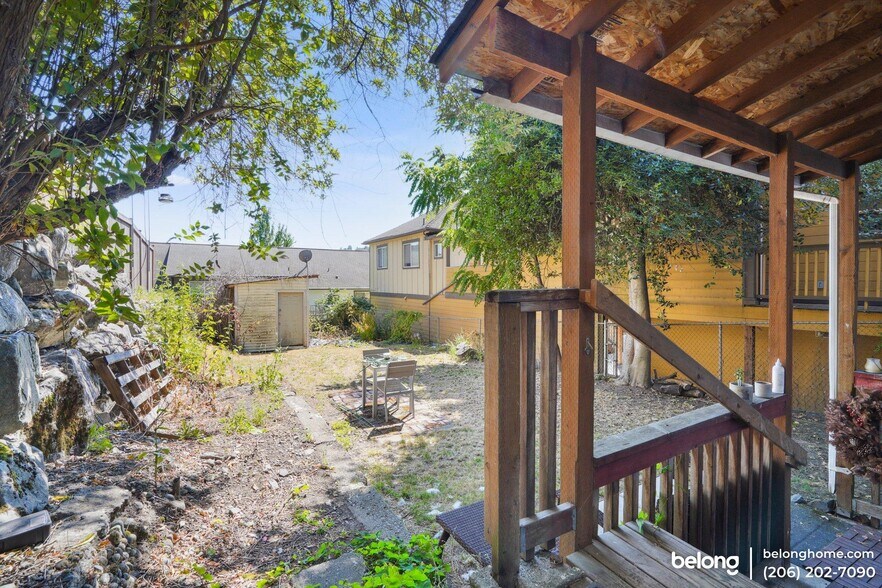 Building Photo - 1619 S Lane St