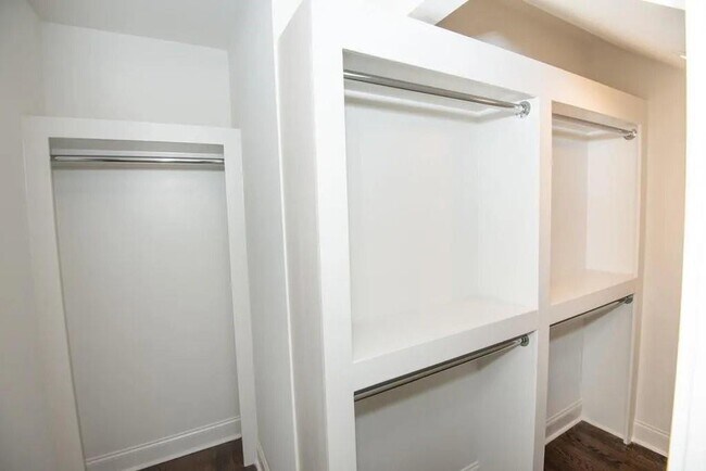 Building Photo - 314 Ashburton Ave SE