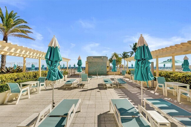 Building Photo - 2501 S Ocean Dr