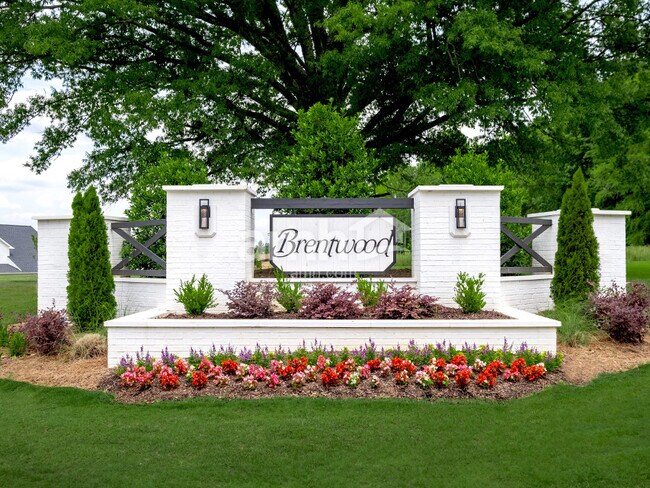 Building Photo - 175 River Hwy