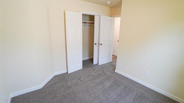 Building Photo - 800 Hemlock Dr