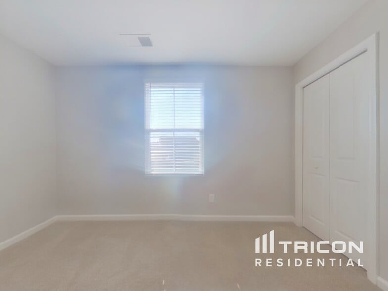 Building Photo - 1413 Kobuk Vly Ct