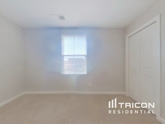 Building Photo - 1413 Kobuk Vly Ct