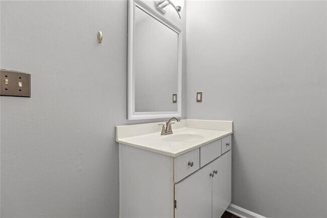 Building Photo - 2979 Sentinel Cir