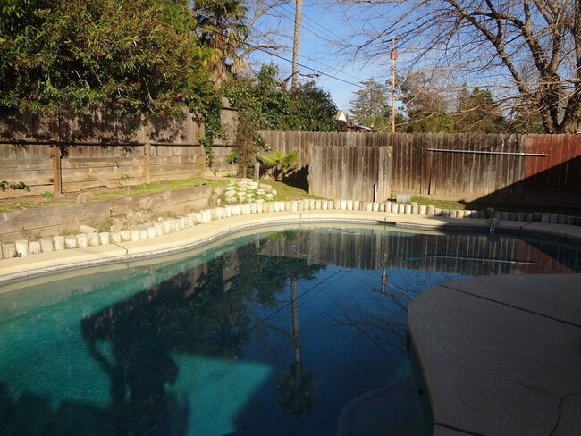 Building Photo - COMING SOON! 3 bedroom 2 bath home in Citrus Heights with a Pool!